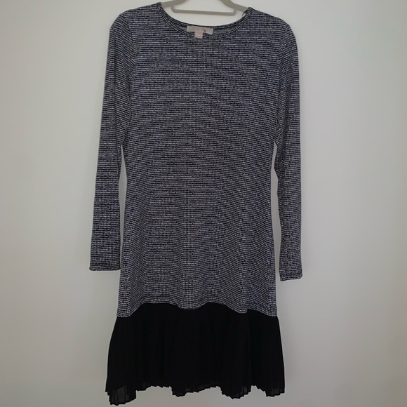 𝅺michael Kors Gingham Print Sheath Dress. - Picture 5 of 10